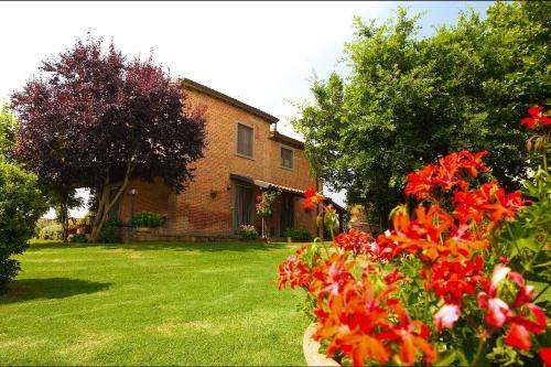 Anatraia Apartment Sleeps 6 Pool Air Con Wifi