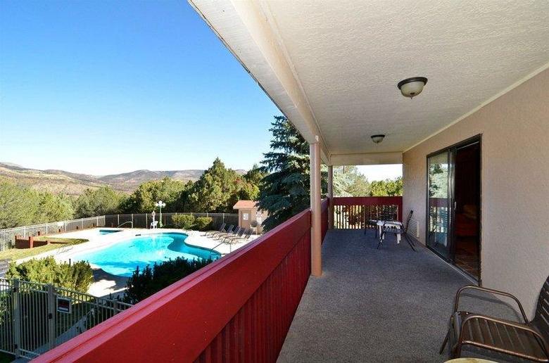 Hotel Best Western Pine Springs Inn