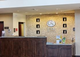 Hotel Comfort Suites & Conference Center Worthington