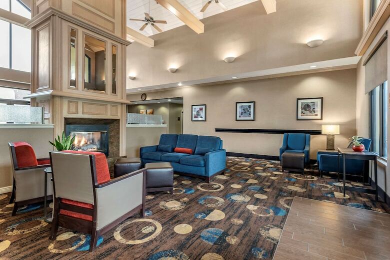 Hotel Comfort Inn & Suites Warsaw