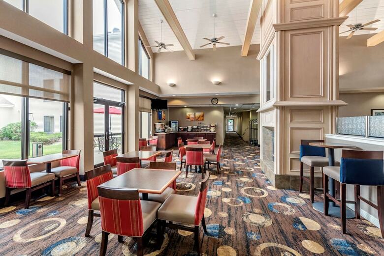 Hotel Comfort Inn & Suites Warsaw