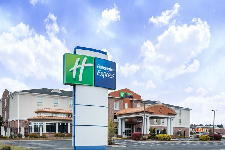 Holiday Inn Express Hotel & Suites Bremen
