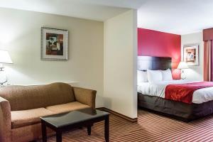 Hotel Comfort Suites Palm Bay