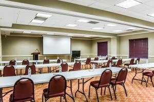 Hotel Comfort Suites Palm Bay