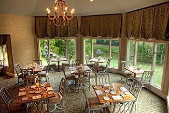 Hotel Chateau Elan Winery & Resort