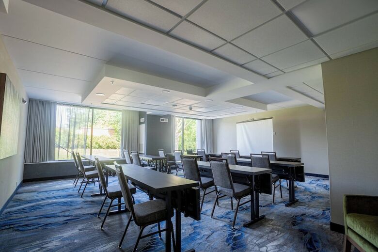 Hotel Holiday Inn Springfield South-enfield Ct