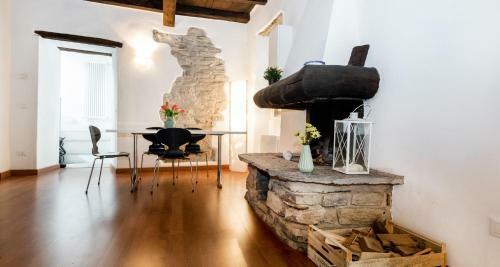 Altido Giuliana Home