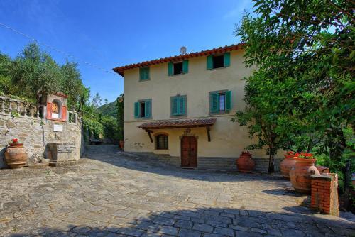 Figline Valdarno Apartment Sleeps 2