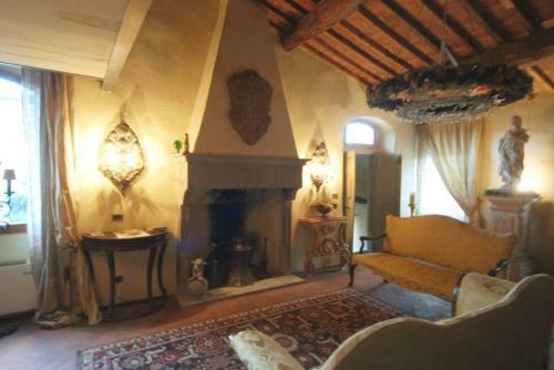 Figline Valdarno Villa Sleeps 4 Wifi