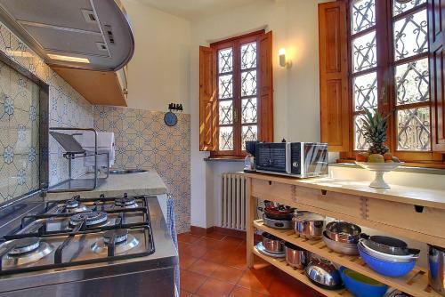 Figline Valdarno Villa Sleeps 10 Pool Wifi