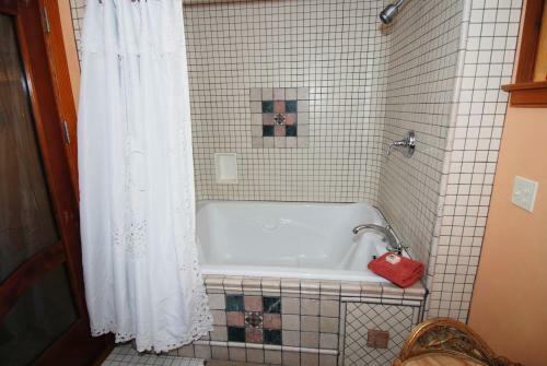Bed & Breakfast China Beach Retreat