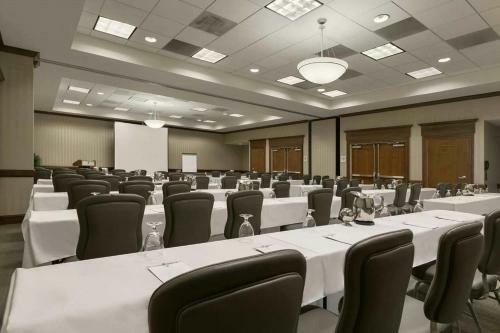 Hotel Embassy Suites Dulles - North/loudoun