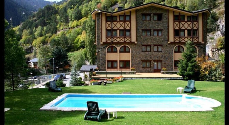 Hotel Xalet Verd�
