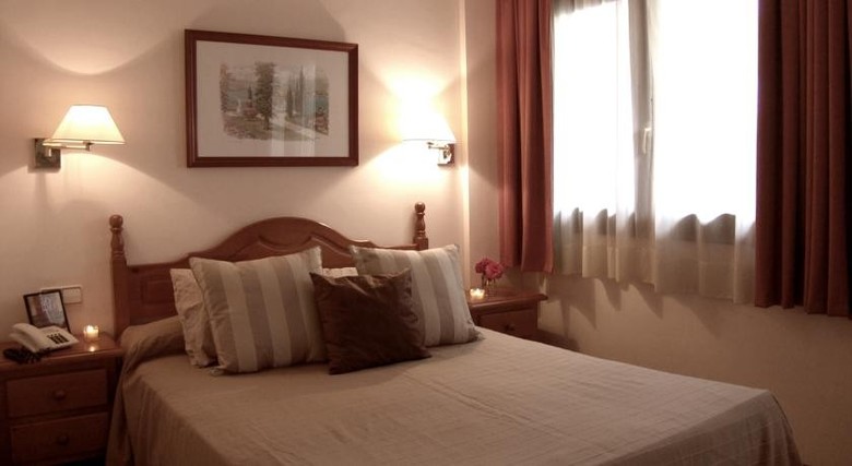 Casa Vella Aparthotel