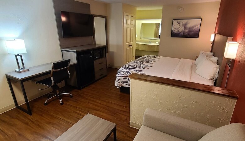 Hotel Econo Lodge & Suites Lake Norman