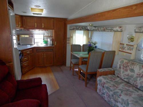 Pahrump Rv Park & Lodging