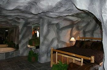 Hotel Boulder Inn And Suites