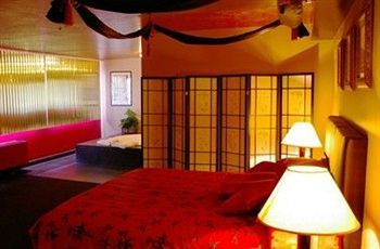 Hotel Boulder Inn And Suites