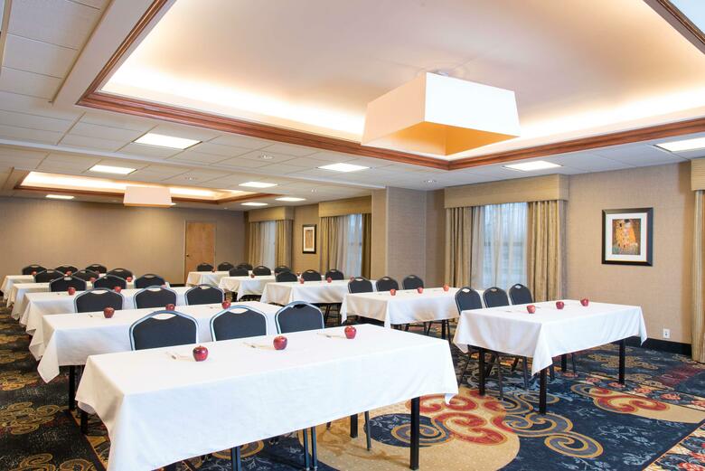 Hotel Hampton Inn Columbus/taylorsville