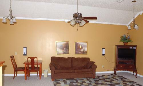 Hotel Four Seasons Country Inn