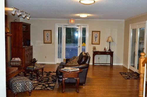 Hotel Four Seasons Country Inn
