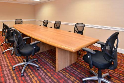 Hotel Holiday Inn New London
