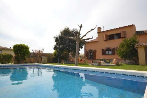 Casa Con Piscina Y Jardin 2km Del Mar.teixidor