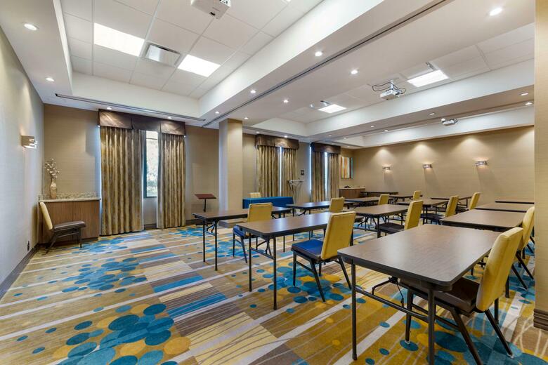 Best Western Plus Kendall Airport Hotel & Suites