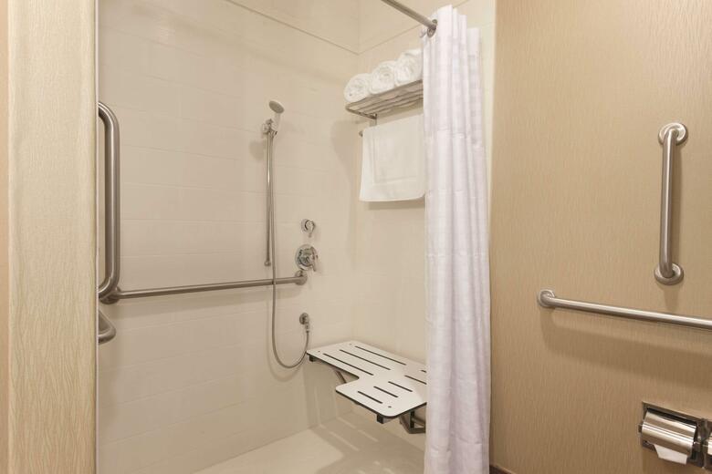 Hotel Hilton Garden Inn Falls Church