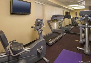 Hotel Towneplace Suites Falls Church