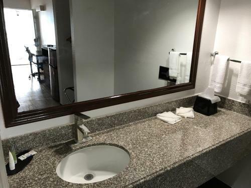 Motel Palace Inn Tomball