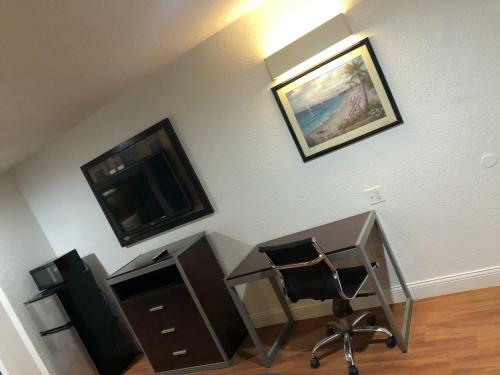 Motel Palace Inn Tomball