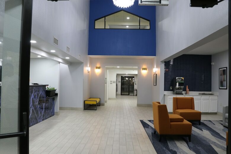 Hotel Quality Inn And Suites