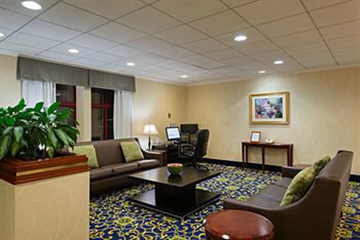 Hotel Holiday Inn Express Langhorne - Oxford Valley