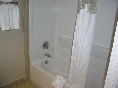 Hotel Ramada By Wyndham West Atlantic City