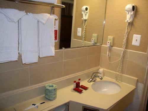 Hotel Ramada By Wyndham West Atlantic City