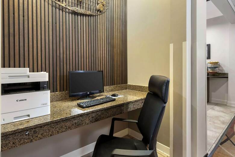 Hotel Best Western Plus - Albert Lea
