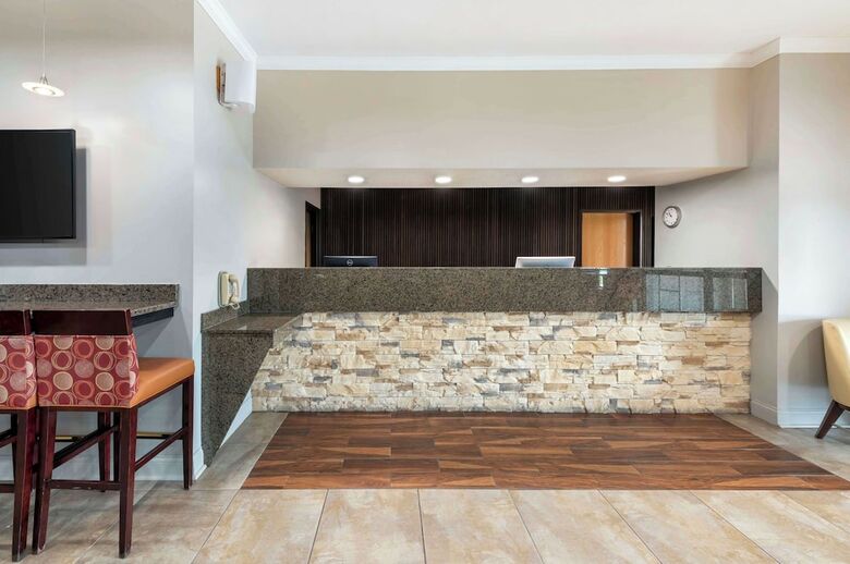 Hotel Best Western Plus - Albert Lea