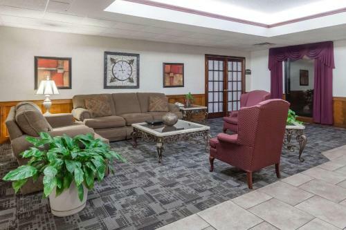 Hotel Best Western Plus Madisonville Inn