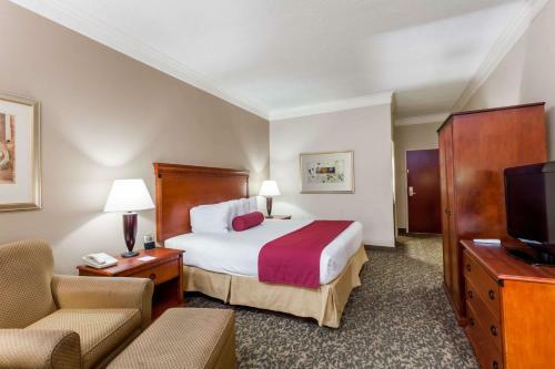 Hotel Best Western Plus Madisonville Inn