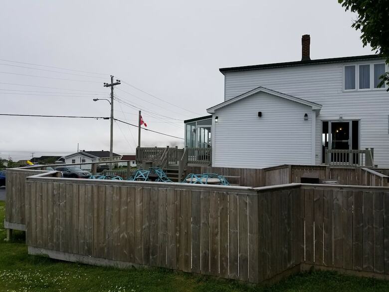 Motel Edge Of The Avalon Inn