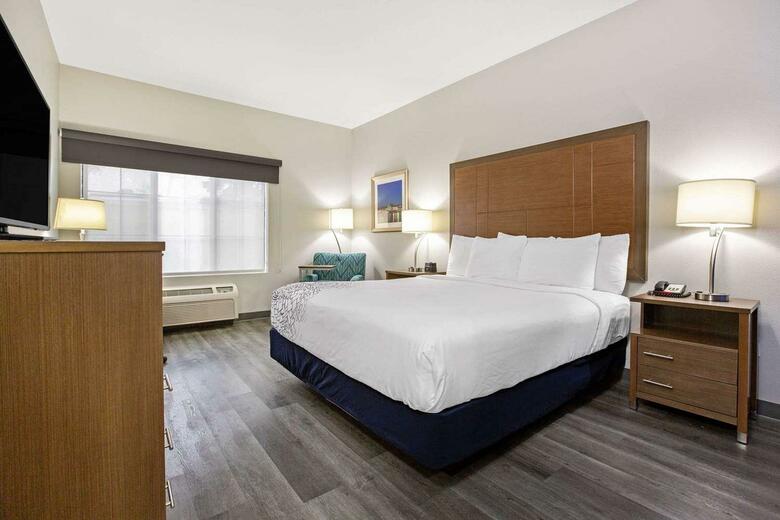 Hotel La Quinta Inn & Suites Ne Long Beach / Cypress