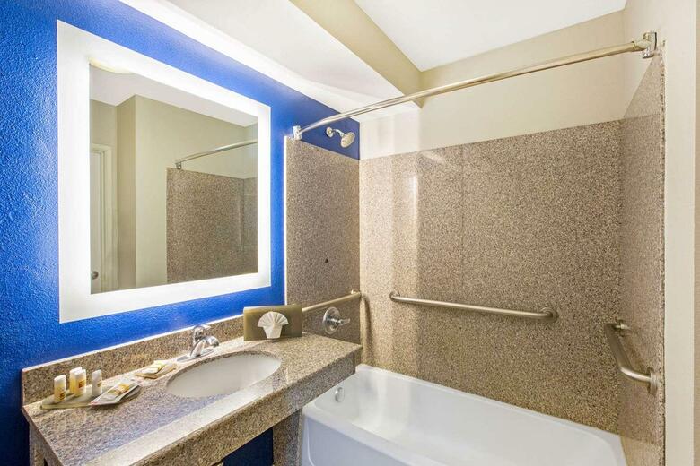 Hotel La Quinta Inn & Suites Ne Long Beach / Cypress