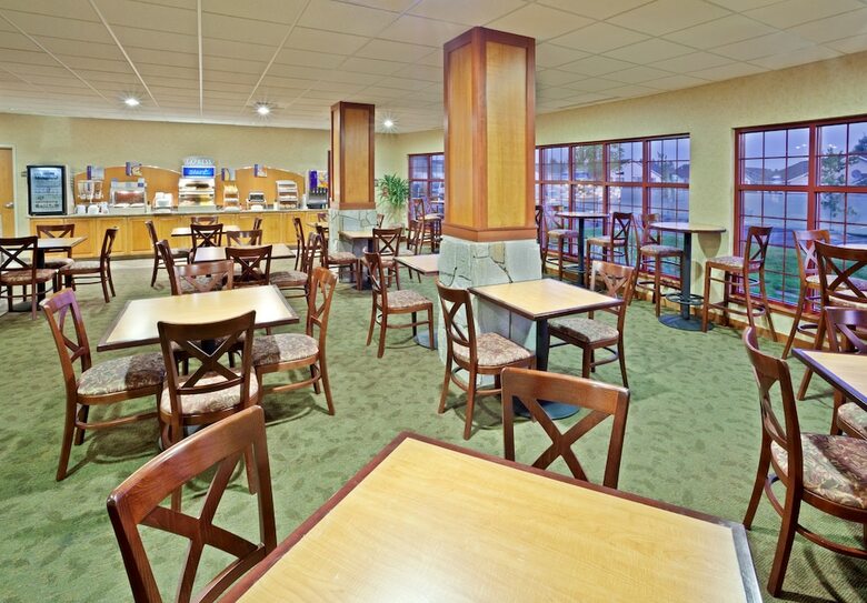Hotel Holiday Inn Express Cheney