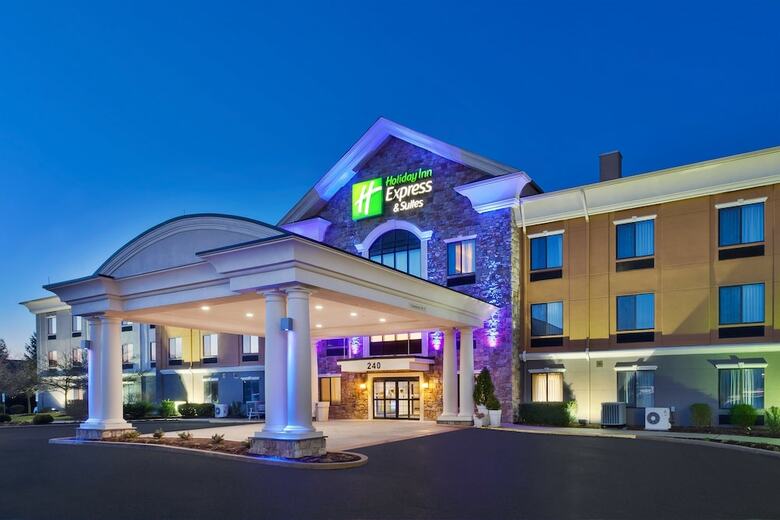 Holiday Inn Express Hotel & Suites Warminster-doylestown