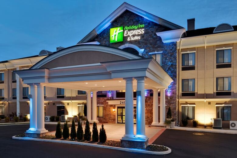 Holiday Inn Express Hotel & Suites Warminster-doylestown
