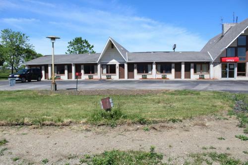Motel Red Carpet Inn North East