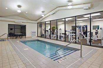 Holiday Inn Express Hotel & Suites Wadsworth