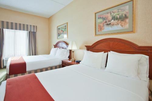 Hotel Holiday Inn Express & Suites Drums-hazleton (i-80)