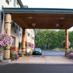 Hotel Clatskanie River Inn